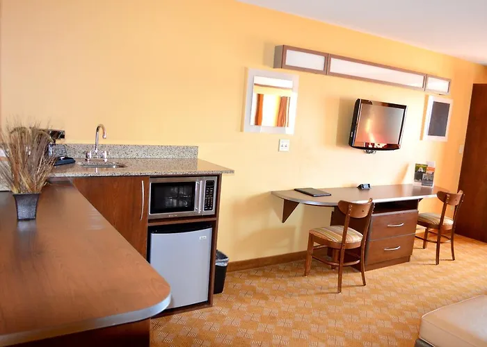 Hotel Microtel And By Wyndham 3*